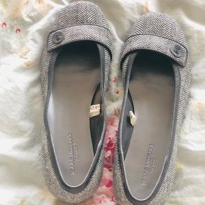 Isaac Mizrahi herringbone flats.